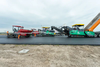 Voegele 02 01 20 Jade Weser Airport 268