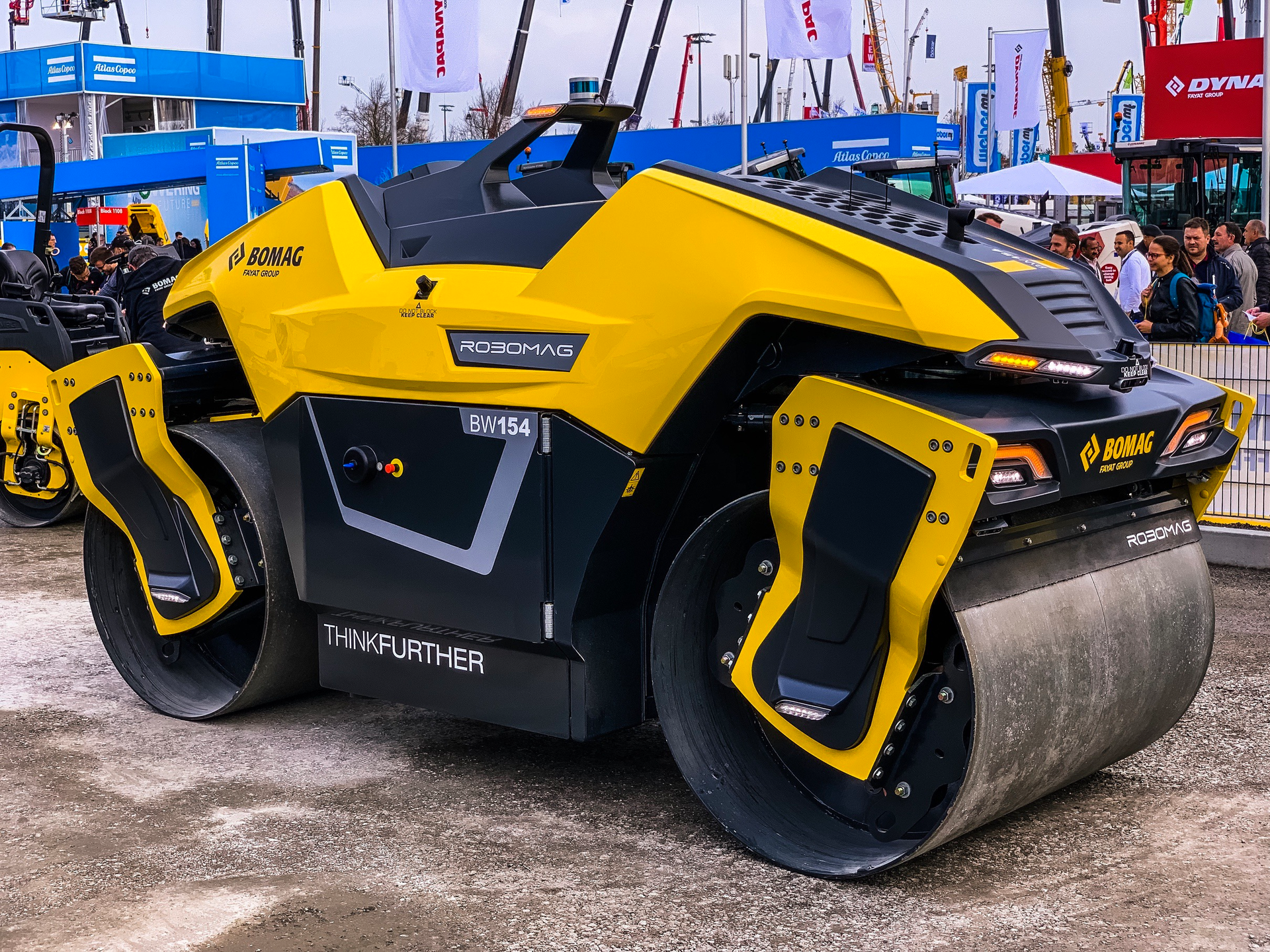 Launched at bauma 2019, BOMAG introduced the ROBOMAG BW154, a fully autonomous tandem roller for asphalt compaction.