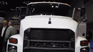 Mack 64sy02ft 320