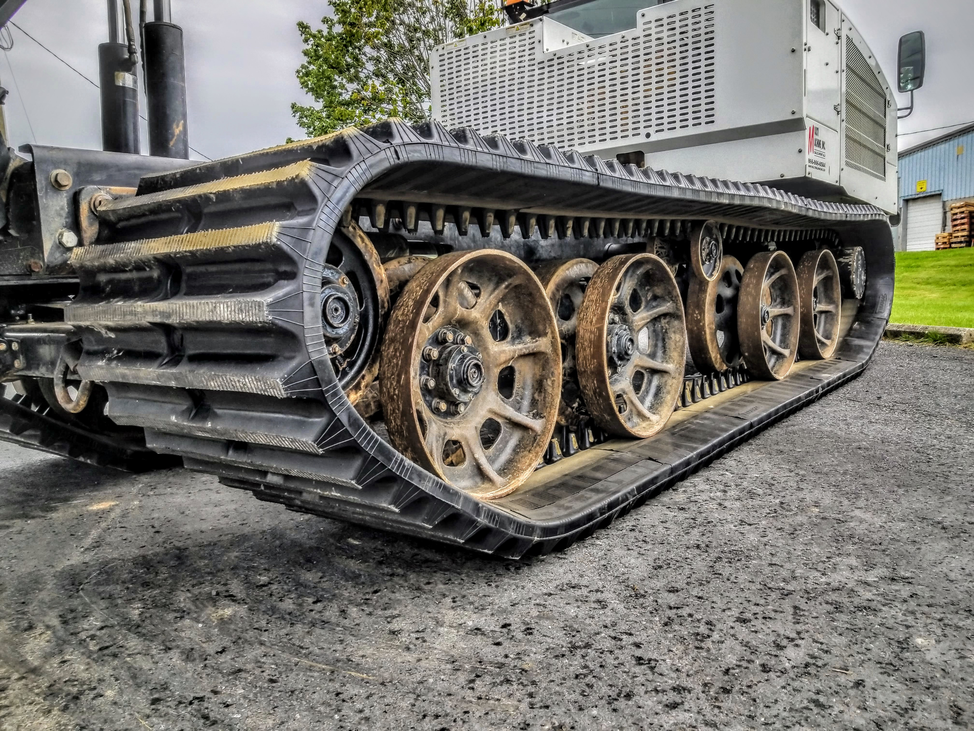 Summit Supply Crawlercarriertrack 07