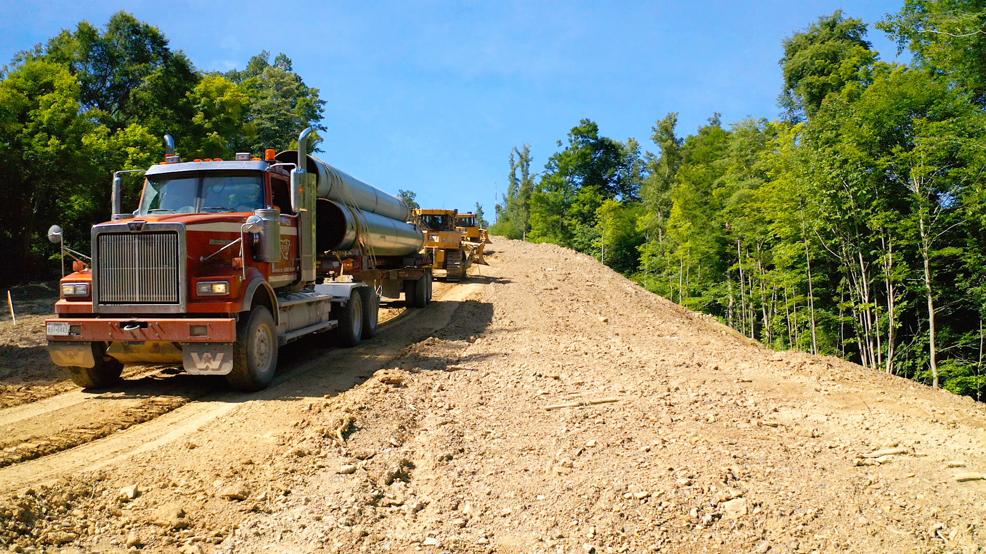 With the large pipe on their trailers, Pe Ben drivers have experienced incidents with other vehicles trying to pass and running into over-hanging pipe. They needed a system to discover the causes and protect drivers.