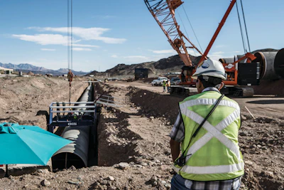 Because the trench will be wider than the trench shield, backfill the void to stabilize the shield. Image source: United Rentals