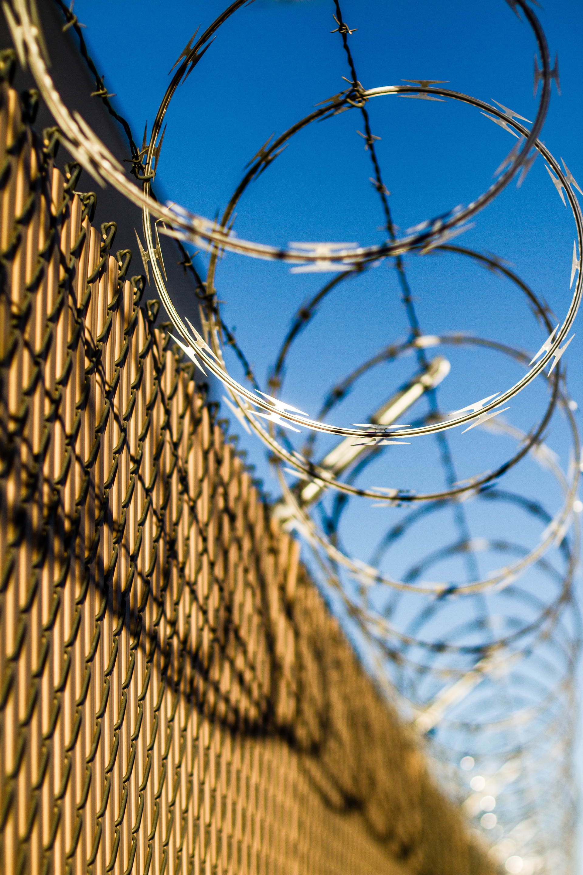 Border Fence Robert Hickerson Ht N0 L9 Osl88 Unsplash 5d55bc5e14737