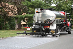 Delta Mist penetrates pavement to soften the asphalt binder and bind it to aggregates.