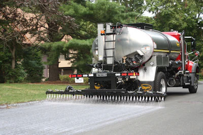 Delta Mist penetrates pavement to soften the asphalt binder and bind it to aggregates.