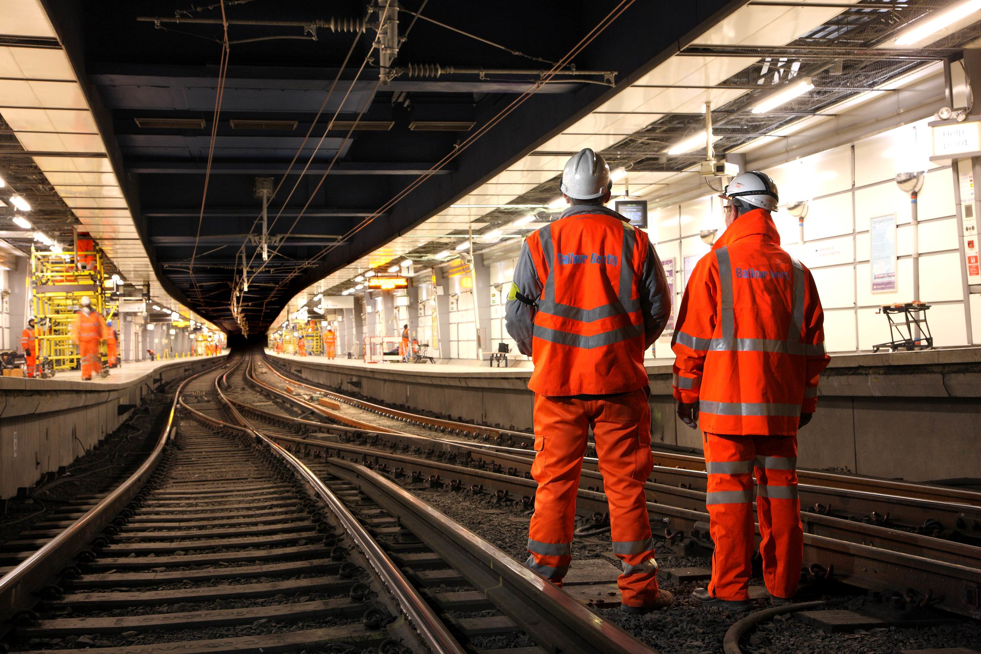 Balfour Beatty Thames workers