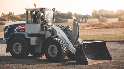 Danfoss Editron Fully Electric Wheel Loader System