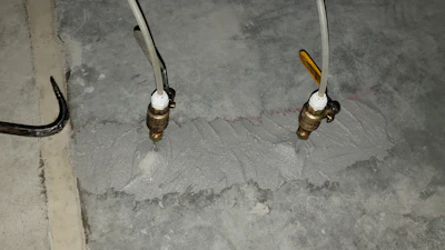 A Summary of Concrete Crack Repair Options-Epoxy Injection