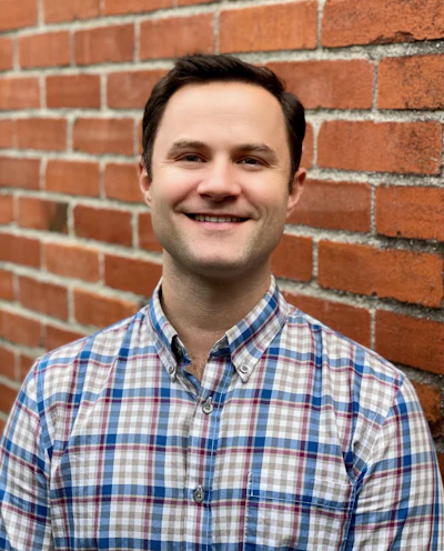 Cameron Page Headshot