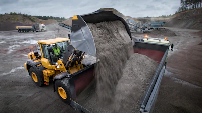 Volvo CE reports strong infrastructure and construction activity lead to an increase in equipment sales in the first quarter.