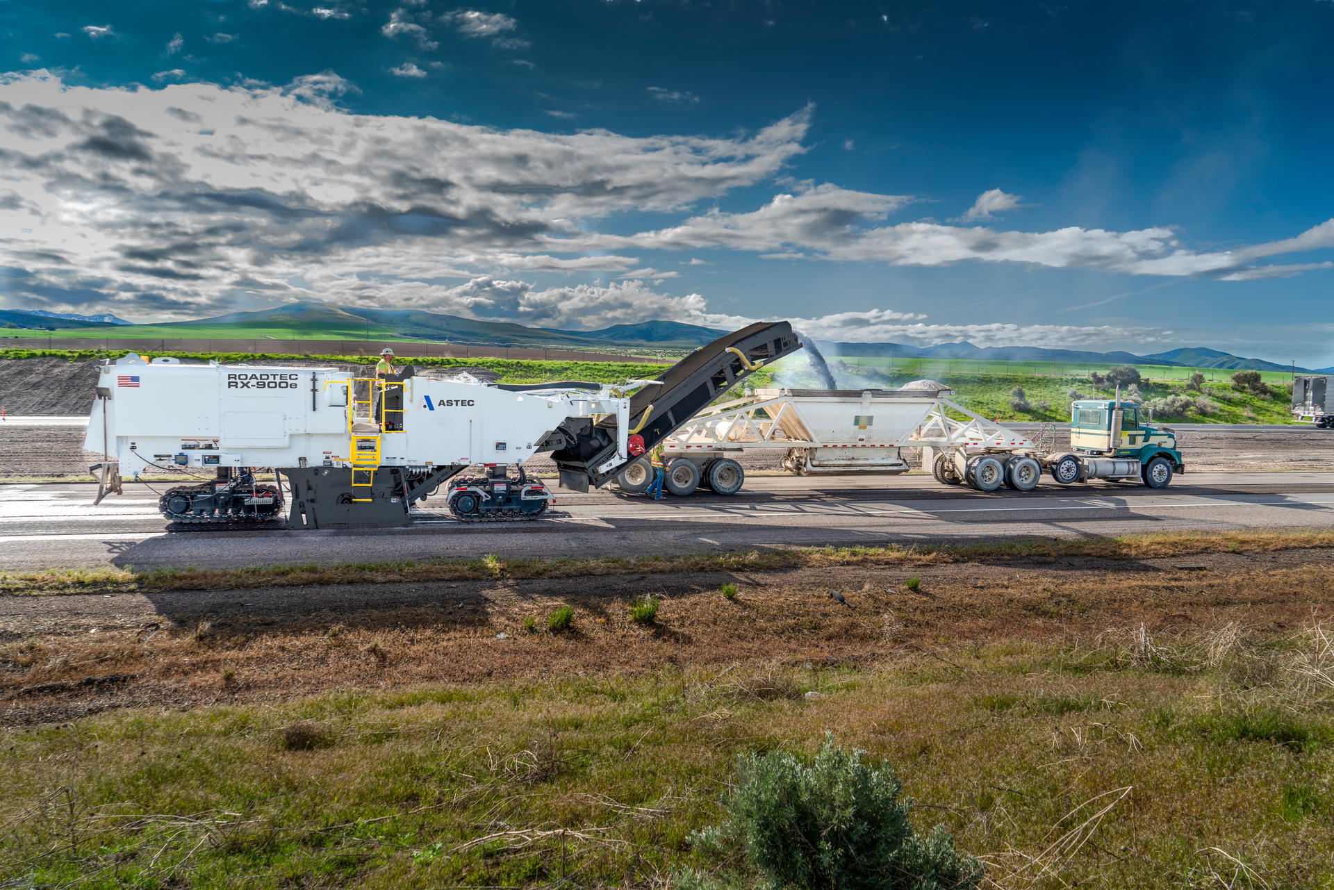 The main purpose for using RAP is to recover the oil so less virgin oil is used in the new asphalt. Making sure you’re getting the most out of this material is important to the success of your milling operations.