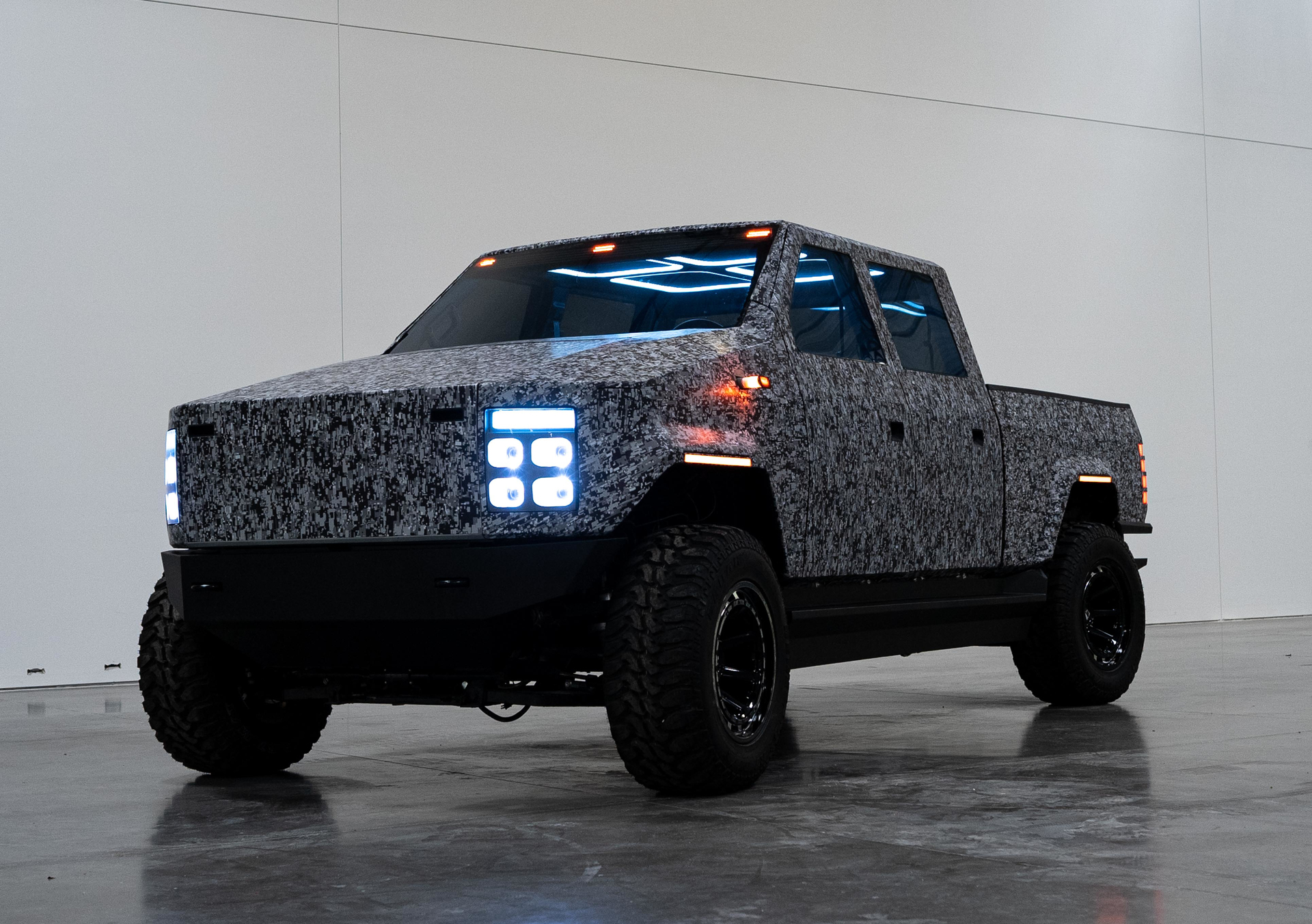 Xt Full Truck Shot