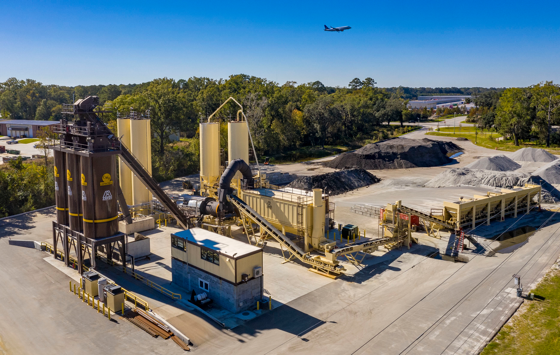 The new Savannah location was right at the approach of a major international airport so C.W. Matthews worked closely with Astec on the building of that plant to avoid any issues.