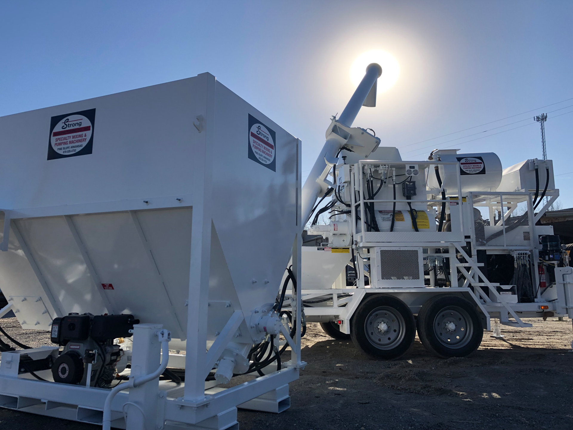 The Super Sack Systems V3 Dry Material Hopper