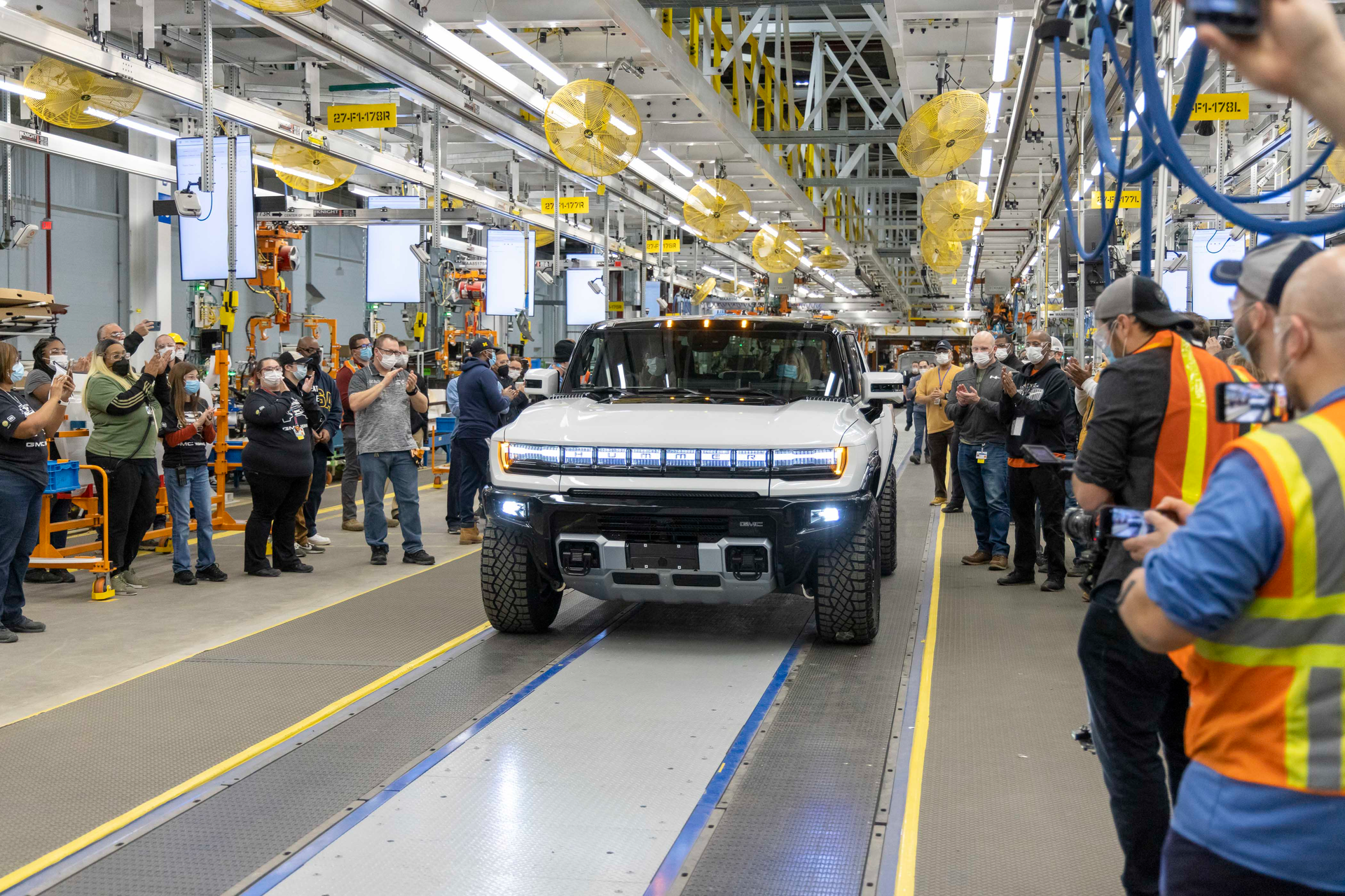 The first 2022 GMC Hummer EV Pickup Edition 1 exits Factory ZERO in Detroit and Hamtramck, MI. VIN 001 was auctioned in March 2021 at the Barrett-Jackson Scottsdale auction for $2.5 million to benefit the Tunnel to Towers Foundation.