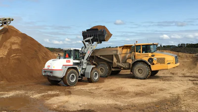 Danfoss test machines in a gravel pit help the company evaluate the capabilities of its new hydraulic system technologies.