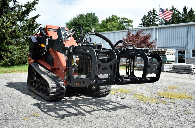 Artillian Tractor Mini Skid Quick Attach Frame