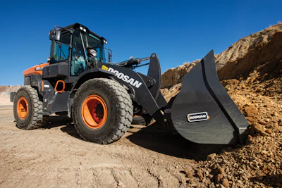 Matching the bucket to the application and material will reduce the amount of force required when driving into the pile. This in turn can reduce wear on the front pins, bucket, bucket wear plates and teeth.