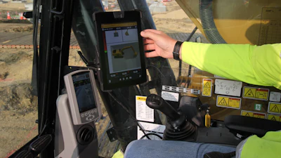 Earthworks installed in excavator cabs shows the location of the bucket cutting edge relative to the design grade, improving excavation productivity and accuracy.