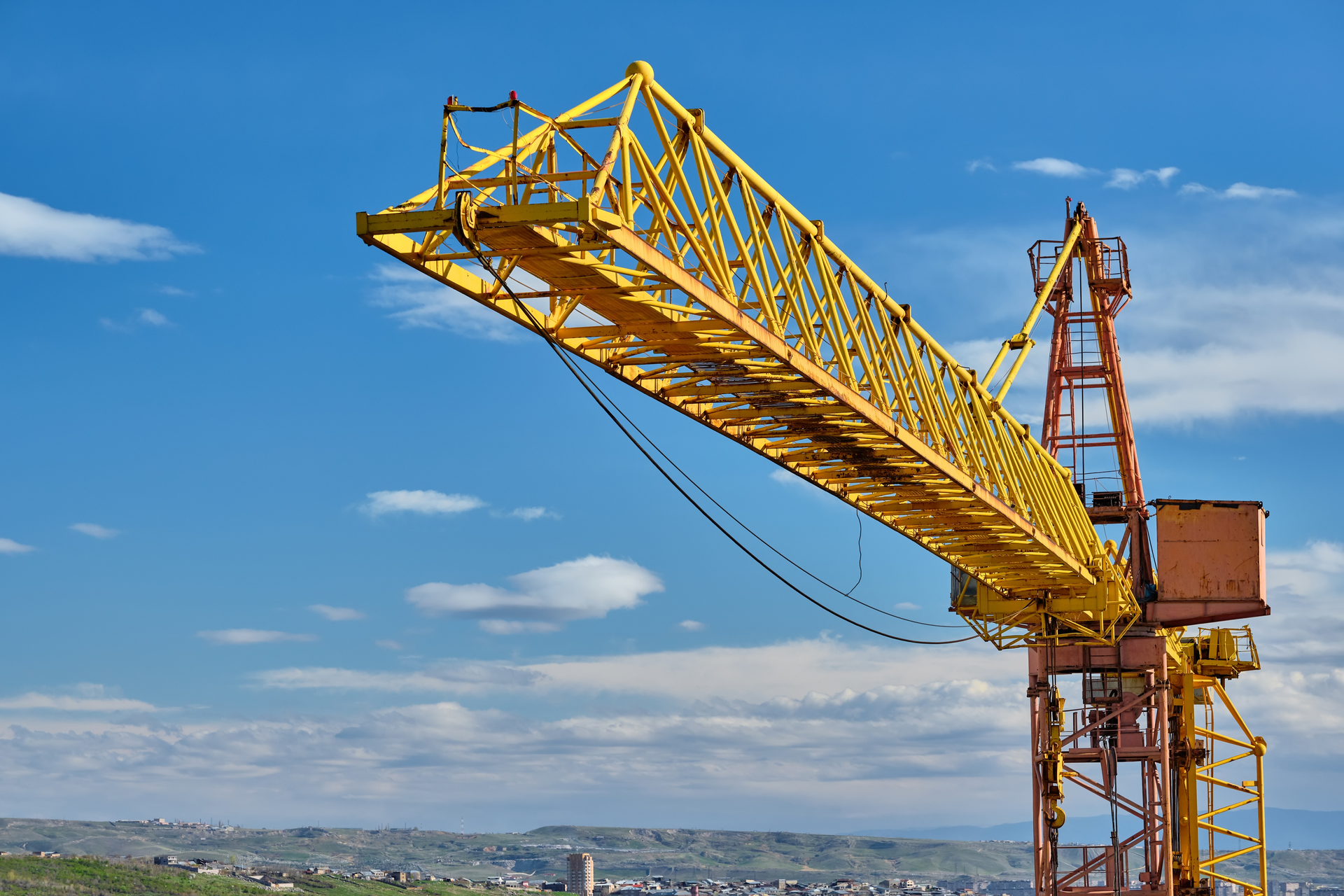 This directive replaces the 2014 compliance directive CPL 02-01-057 and addresses the changes in the crane rule that OSHA made in 2018.