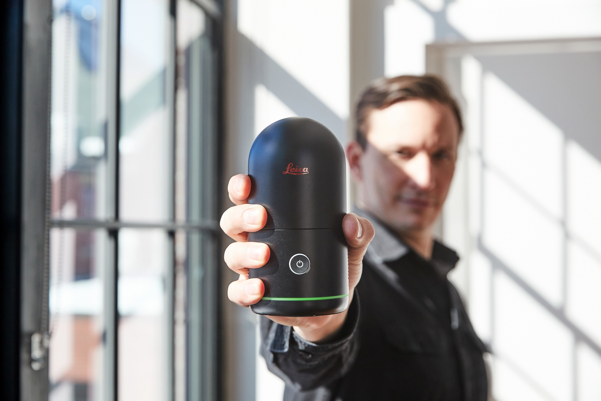 The next-generation Leica BLK360 laser scanner generates and captures image-related data within 20 seconds.