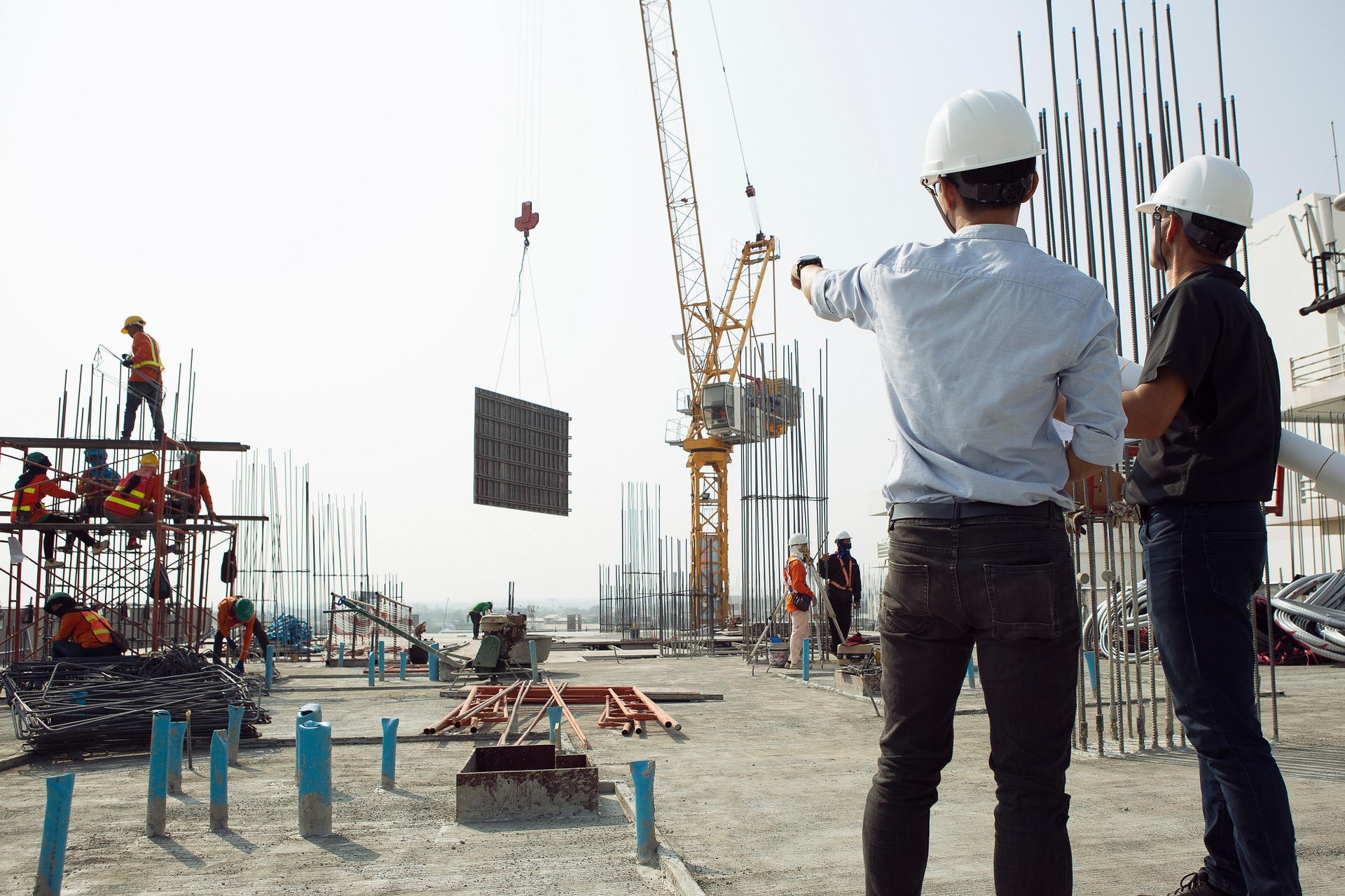 Without proper communication and dispute resolution, such problems can lead to the failure of the construction project. Here's how to prevent that from happening.