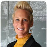Amy Schwandt Head Shot