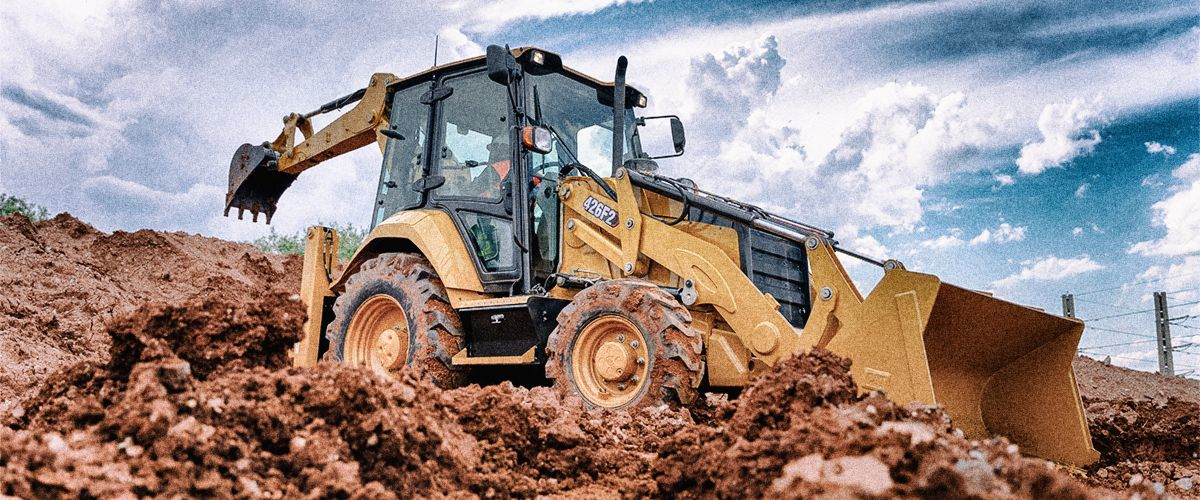 When it comes to loading tools, what’s your pick? To make a smart choice, you need to understand the differences between — and the different advantages of — each option.