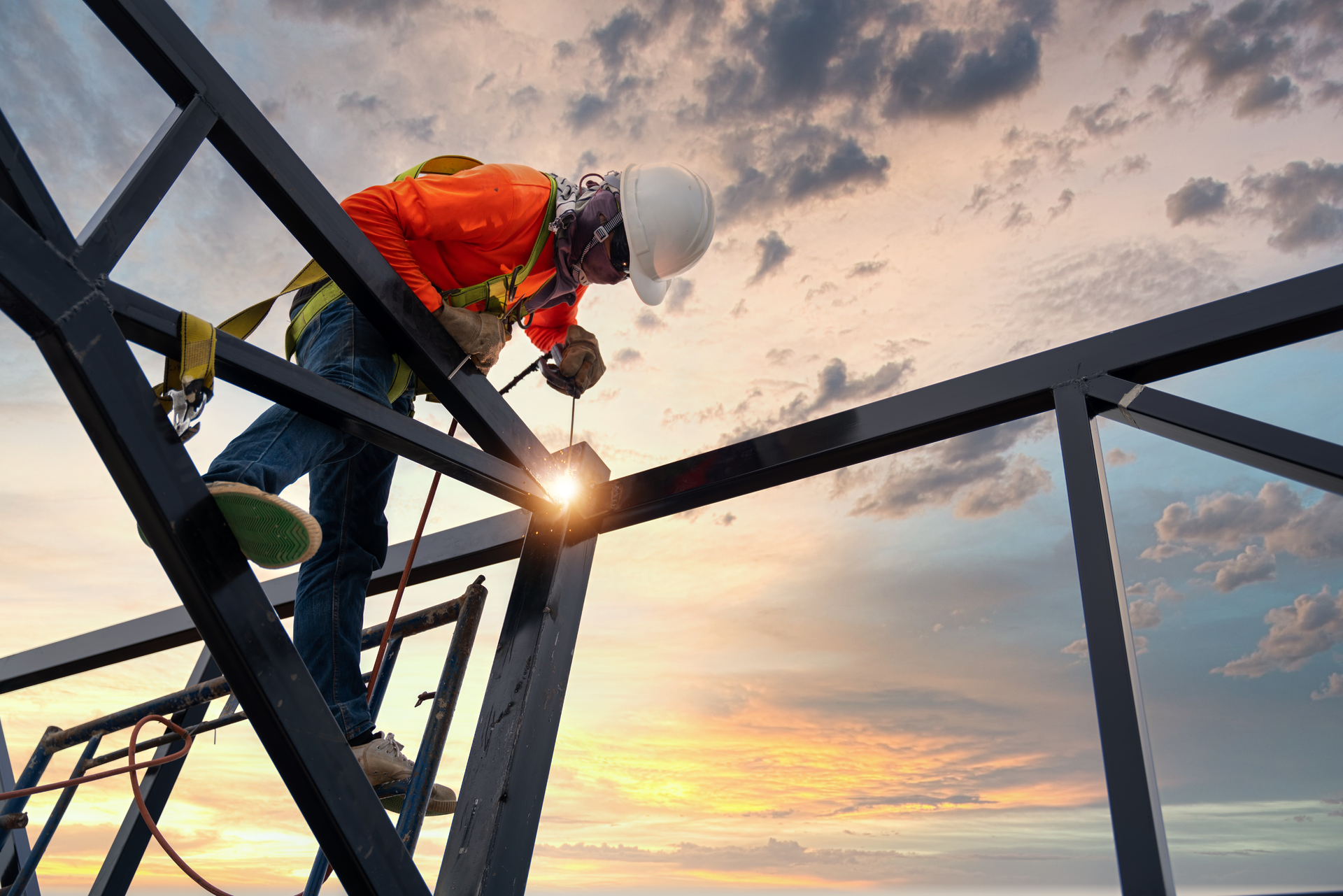 How green are your workers? Protect your construction business from business issues related to injuries and accidents.