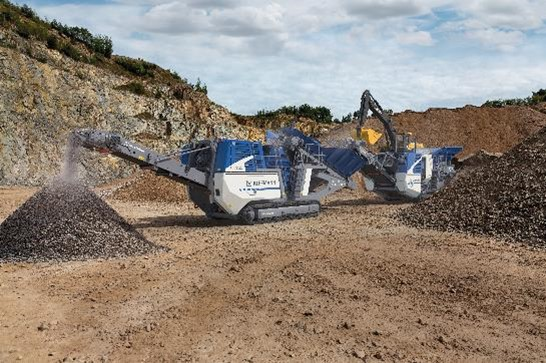 With wireless line coupling technology, complex cable routing is no longer necessary. The feature also helps prevent overload situations and damage.