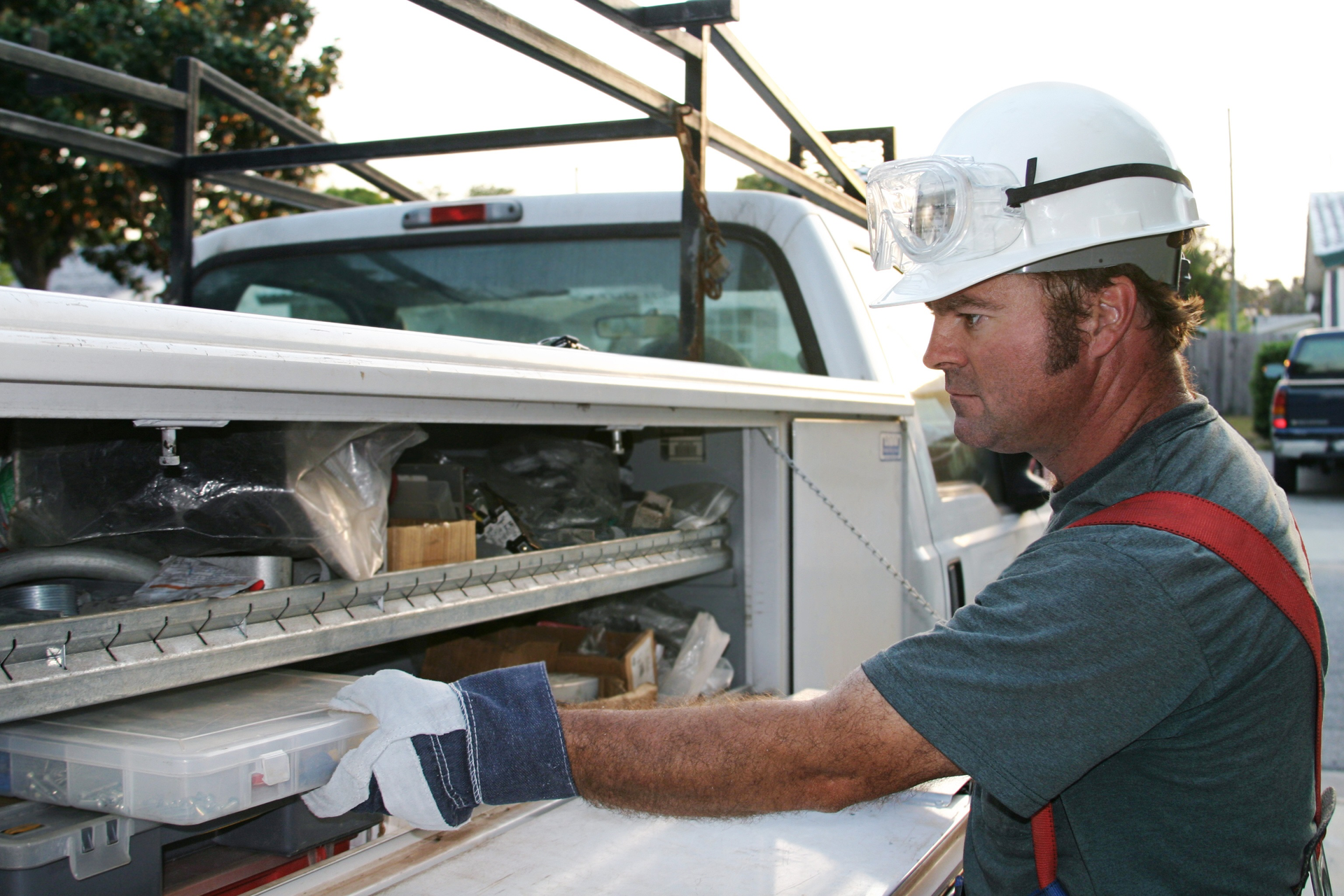 Retrofitting provides fleet owners and operators the opportunity to incorporate new safety features, improve efficiencies and meet new regulations in a more timely, cost effective way compared to replacing a fleet or vehicle.