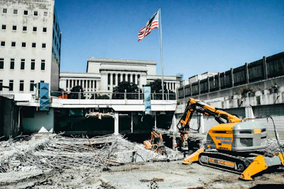 3 Ways Demolition Robots Increase Efficiency in Concrete Cutting Applications