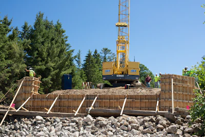 Concrete Vibrators Key To Concrete Bridge Replacement