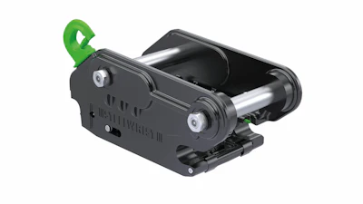 Steelwrist's Quick Coupler features front axel locks for extra safety.