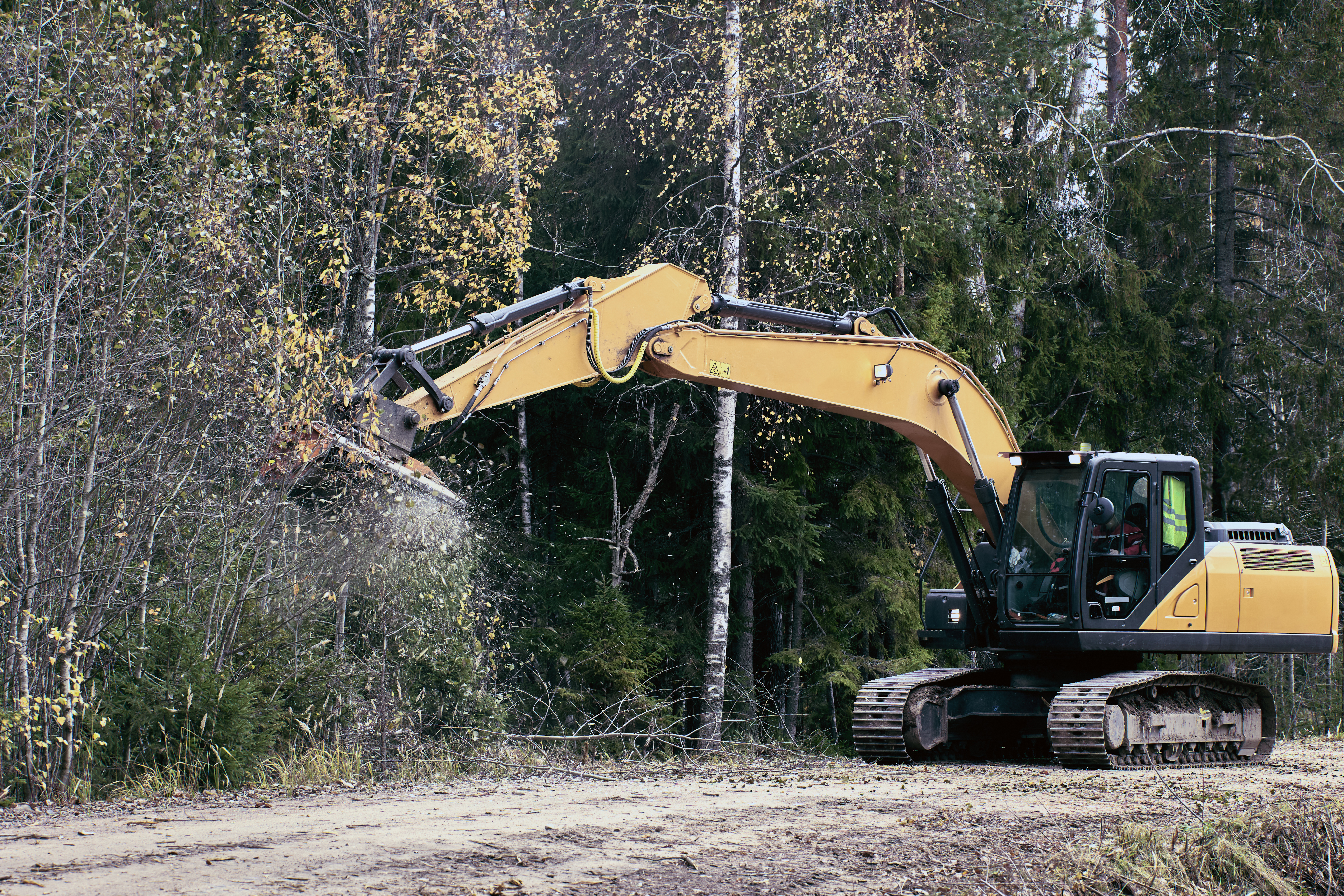 The BL1/SSL/VT presents a groundbreaking innovation for skid steers, delivering superior performance, high visibility, and reliability. The integration of advanced Bite Limiter technology guarantees productivity, while its customizable blade options cater to diverse project requirements.