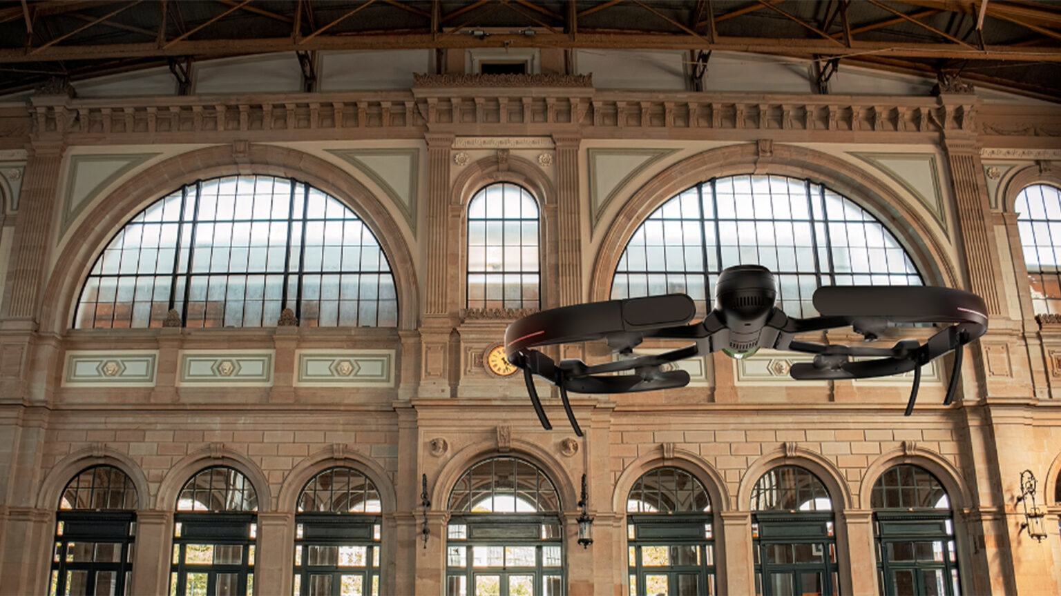 The BLK2FLY is designed for capturing smaller indoor spaces and structures such as arenas, warehouses, power plants, bridges, tunnels and tramways.