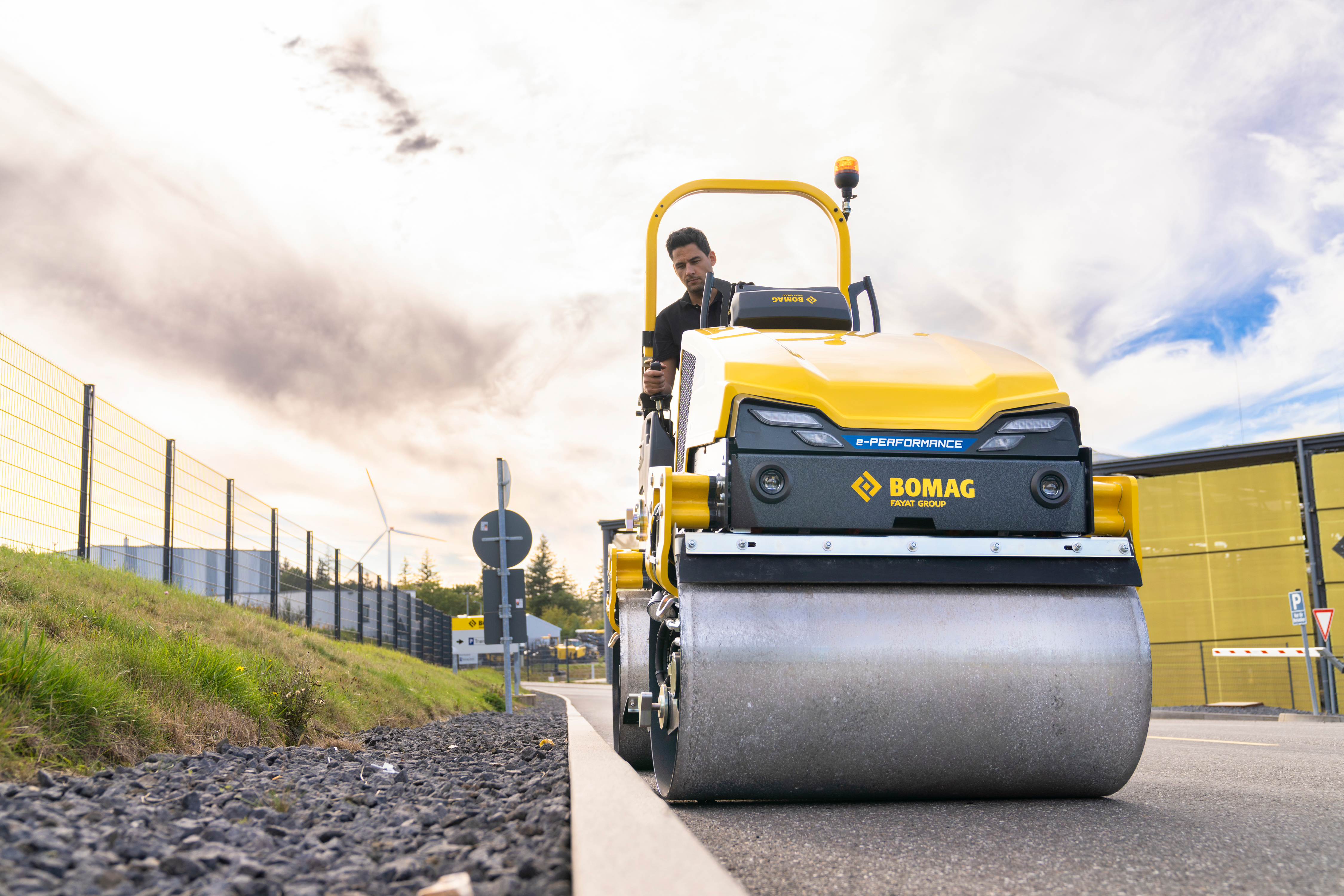 BOMAG’s electric light tandem rollers have fewer service requirements than traditional machines.