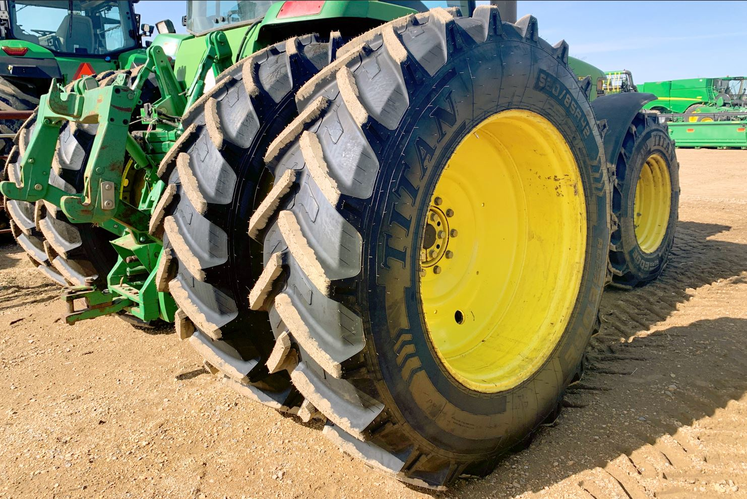The AgraEDGE series ranges from 320/85R24 for row crop all the way up to 800/70R38 flotation applications.
