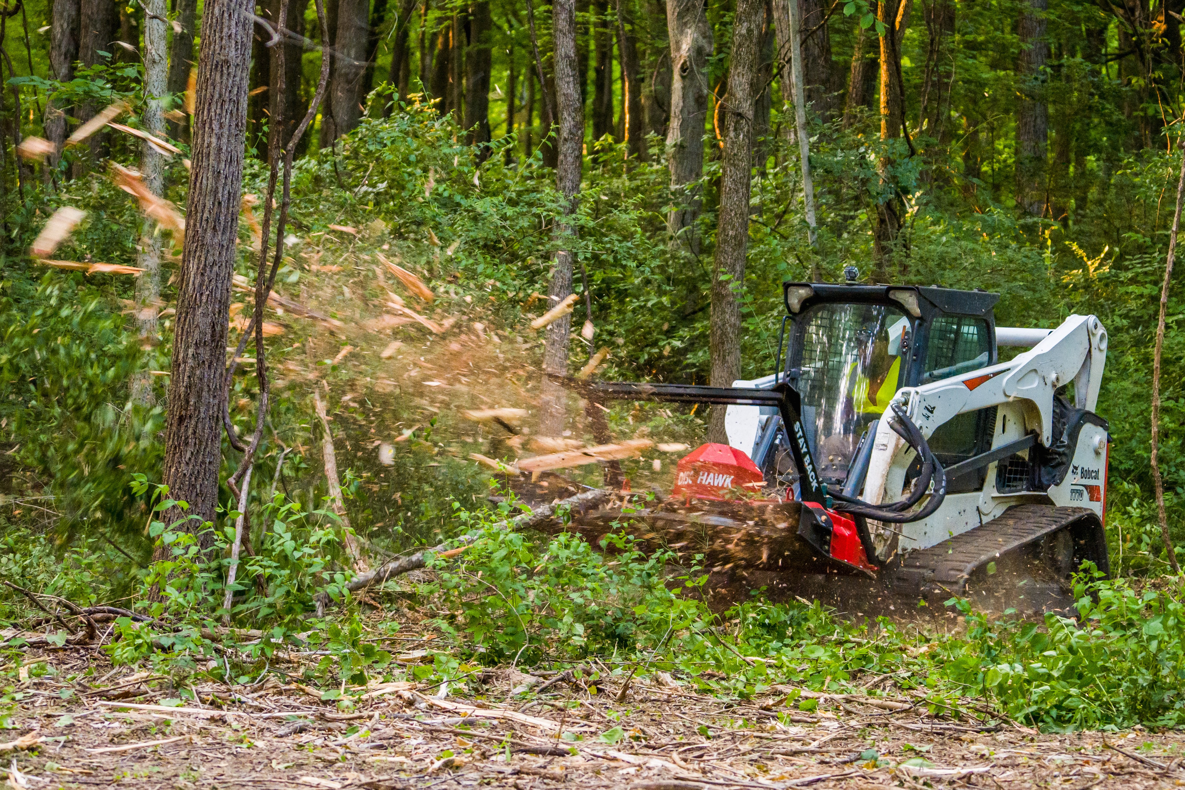 With a working width of 60 in., the disc mulcher is purpose-built for 75- to 132-hp skid steers and compact track loaders that operate with 30 to 50 gallons per minute (gpm) of auxiliary hydraulic flow.
