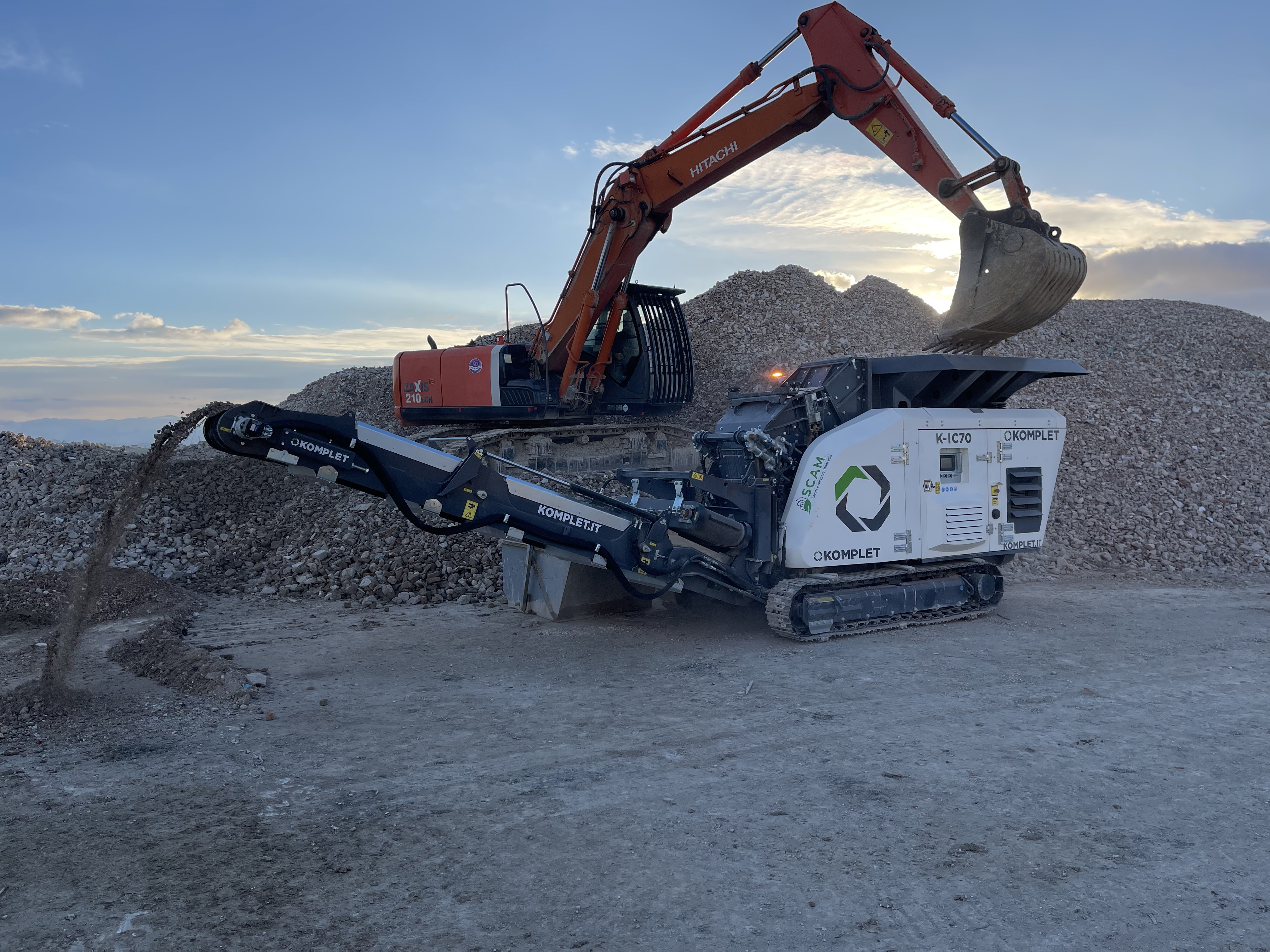 Powered by a 100-hp Doosan Tier 4 final engine, the impact crusher can be used for crushing and stockpiling in diverse recycling applications.
