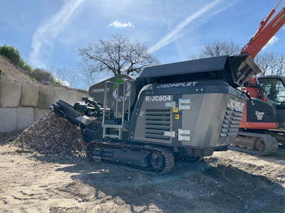 This machine features a 23- x 16-in. jaw crusher fitted with an integrated vibrating feeder.