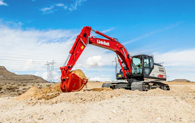 Equipped with a 108-gallon fuel tank, the 260 X4S has a maximum dig depth of 22 ft., 8 in.