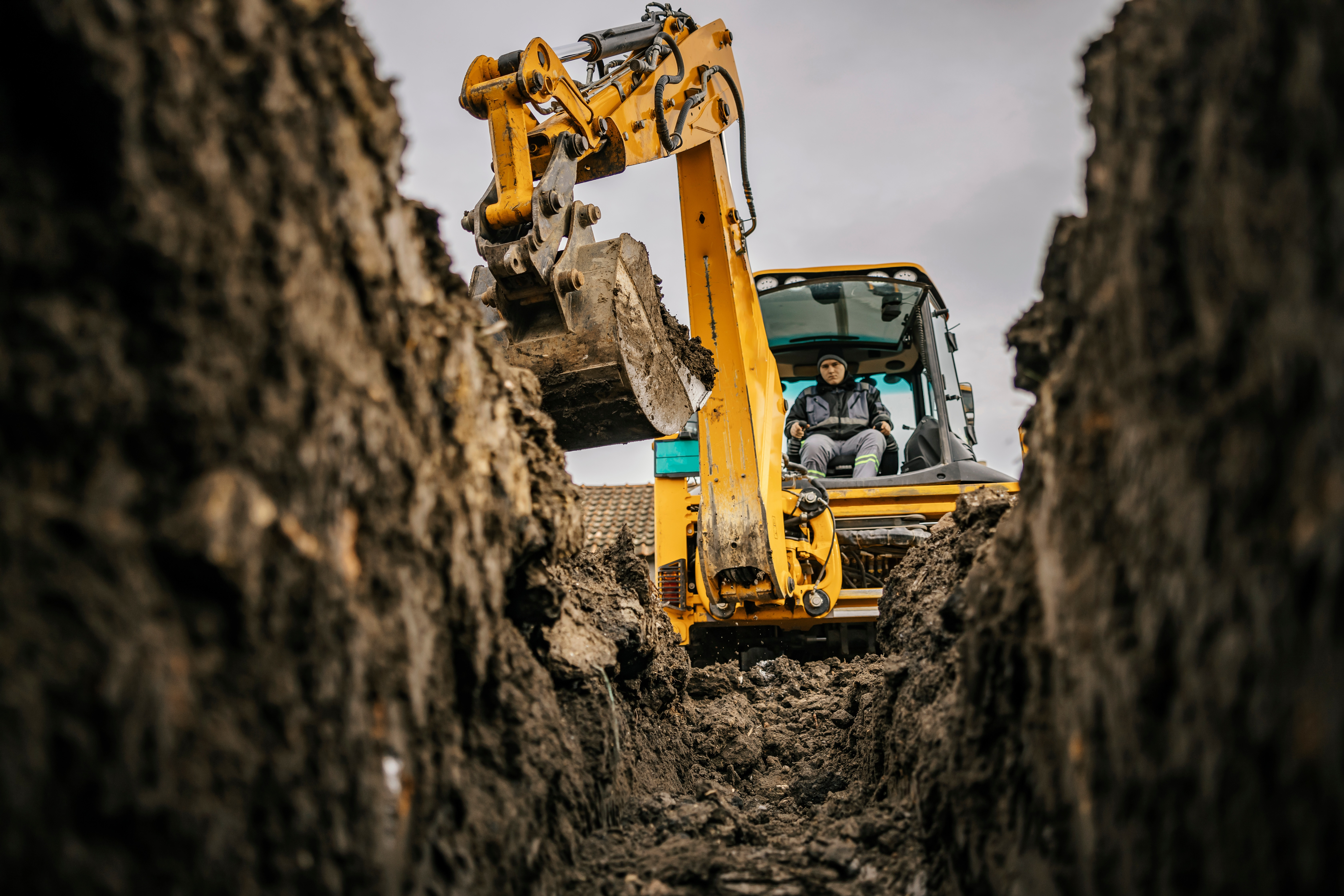 In the face of this economic uncertainty, construction businesses will undoubtedly face the urge to run out and hoard new projects as a way to insulate themselves against future economic downturns.