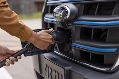 The solutions help simplify the path to electrification for commercial operators across various powertrains.