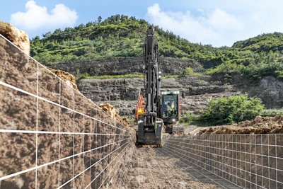 A system with an in-cab tablet that incorporates sensors and GPS technology can support accuracy and efficiency.