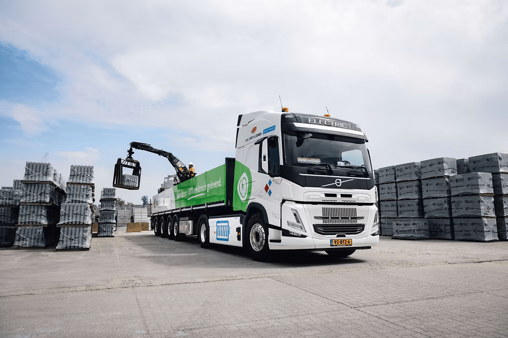 Volvo Trucks S7 A9007