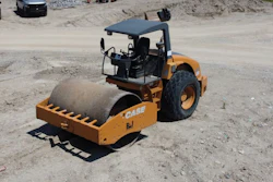 CASE single drum roller.