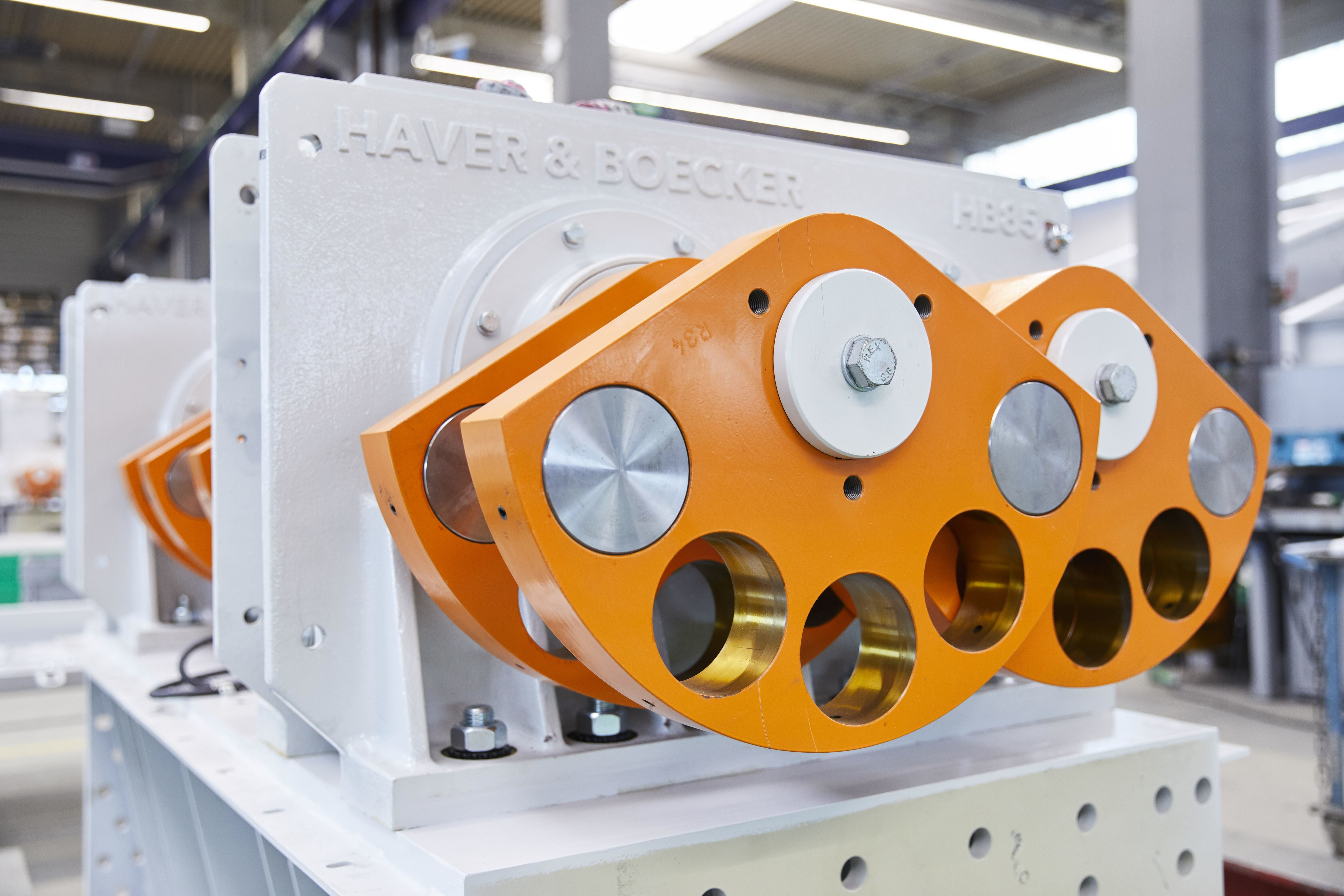The company engineers Niagara Exciters to set the required stroke, frequency and exact static moment for each application for screening performance.