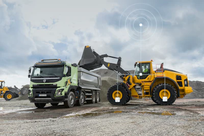 With an on-board tire pressure system, operators and contractors can better maintain fuel efficiency, tire life, operator comfort and machine performance, and save time on routine maintenance.