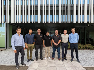Flash Battery CEO Marco Righi, together with CTO Alan Pastorelli and COO Filippo Di Gregorio with the US technical team, visiting the Italian headquarters.